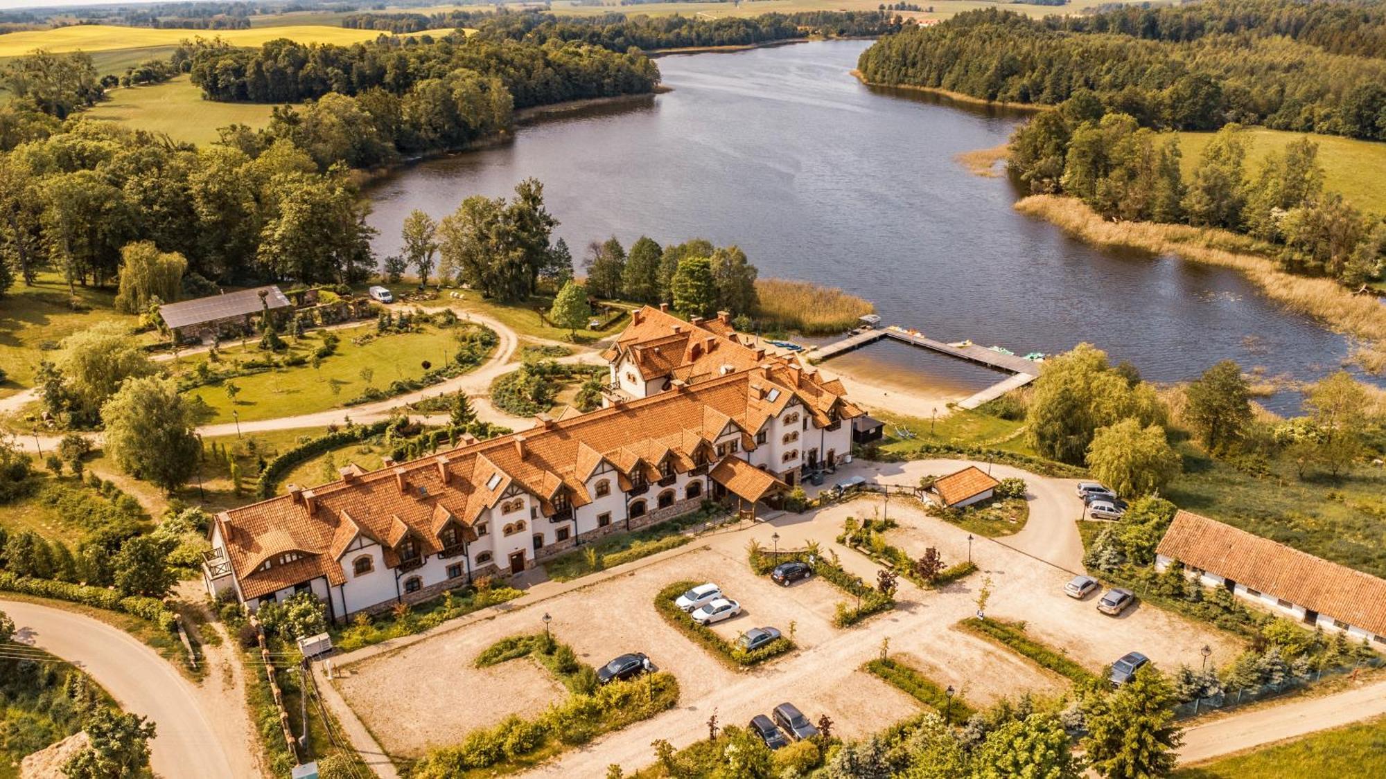Отель Folwark Lekuk Lekuk Maly Экстерьер фото